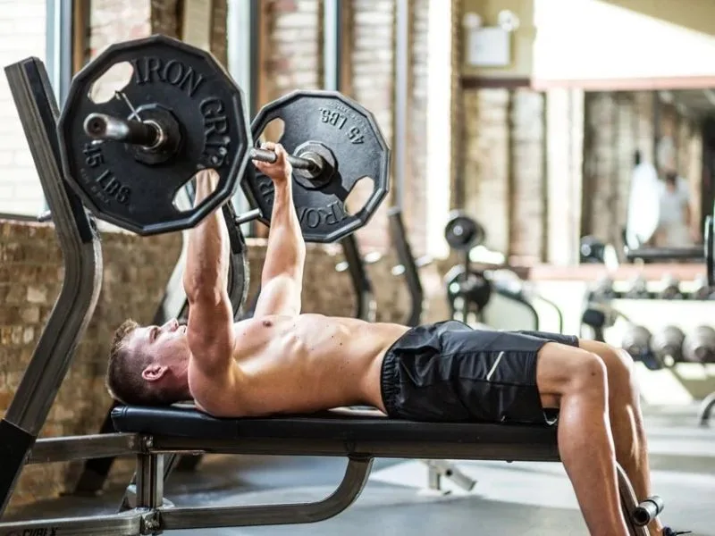 bench press la gi huong dan bai tap bench press dung ky thuat